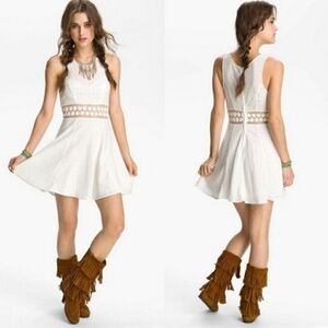 Free People Fitted With Daisies Mini Dress 6 Ivory Taylor Swift Crochet Skater